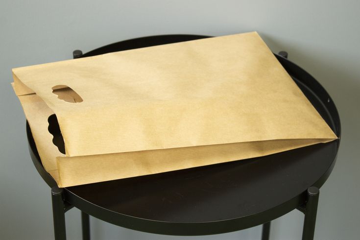 Torba fałdowa z wyciętym uchwytem 260x80x405mm Brązowa 25szt.