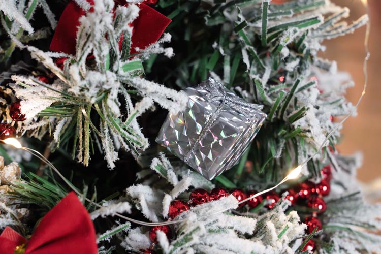 Bombki świąteczne mini prezenty zestaw 12szt.