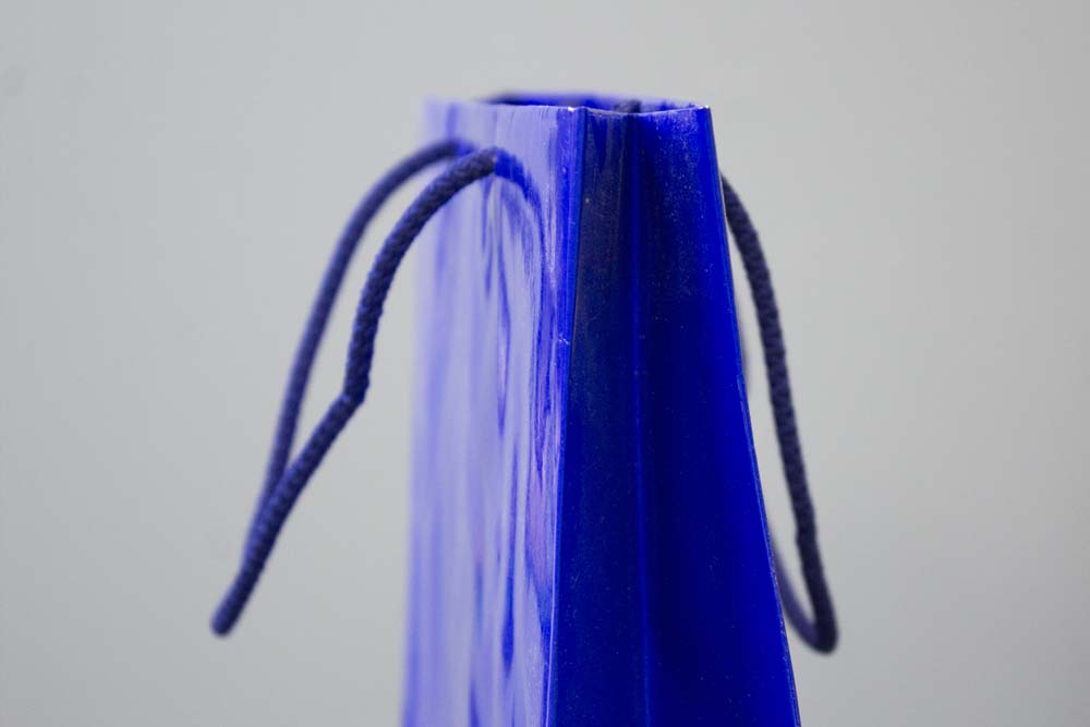 Torba laminowana z uchwytem sznurkowym 300x100x400mm Granatowa