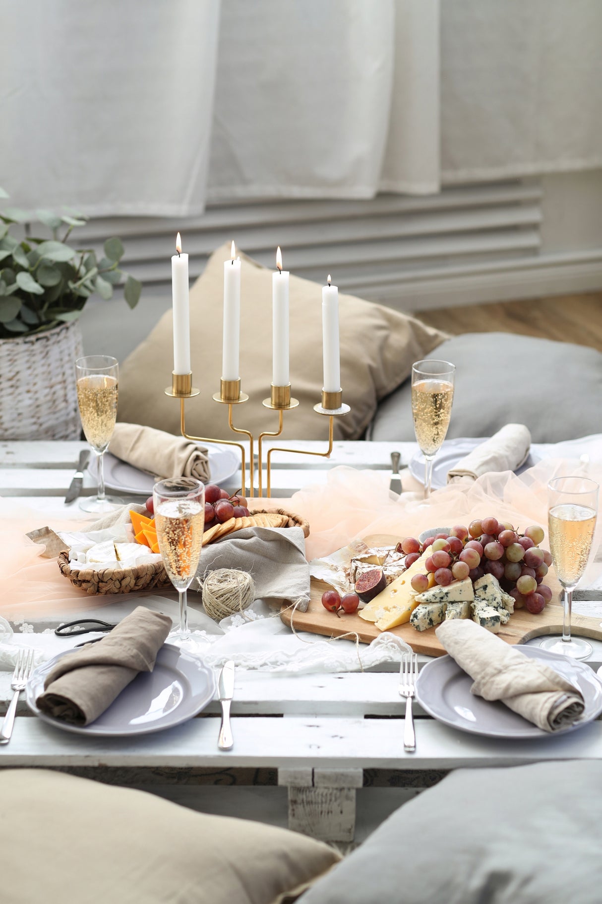 Tradycyjna Świeca Stołowa Biała 30szt.