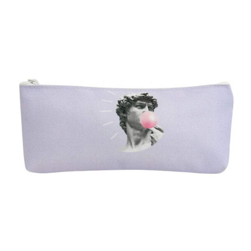 Piórnik szkolny fioletowy rzeźba