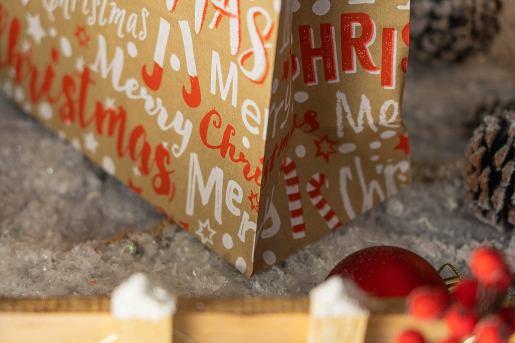 Torba papierowa świąteczna 240x100x320mm Merry Christmas