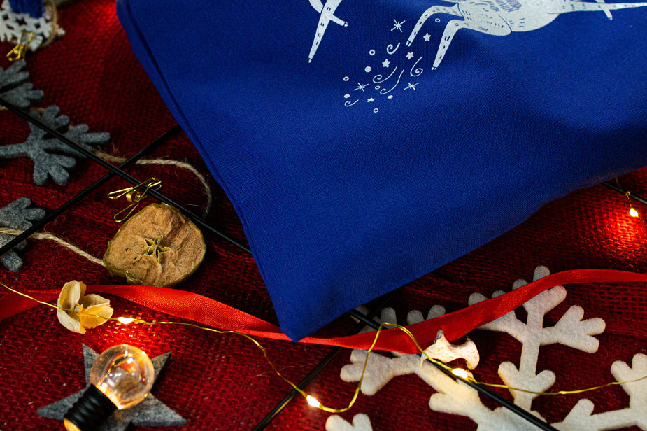 Woreczek świąteczny NIEBIESKI 30x40 SARNY