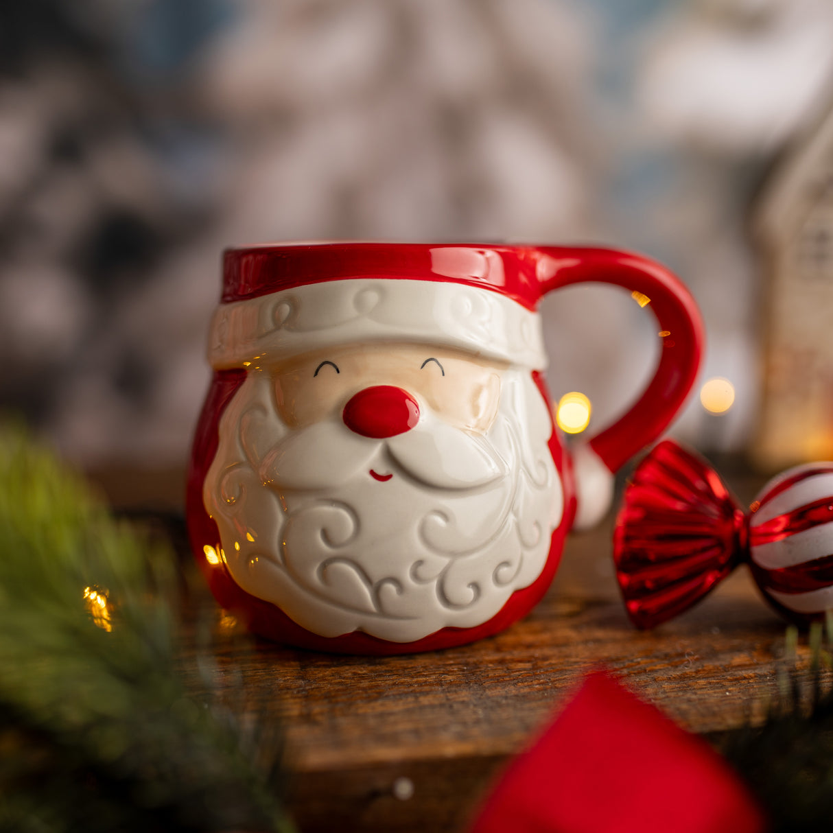 Ceramiczny kubek świąteczny z motywem Mikołaja 350ml