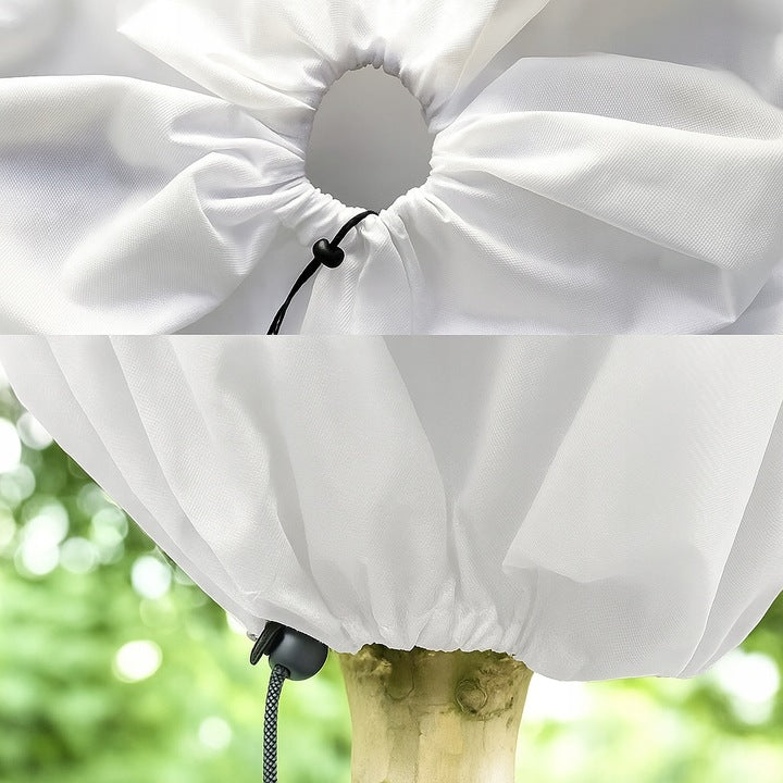 Zimowy kaptur ochronny na rośliny z agrowłókniny