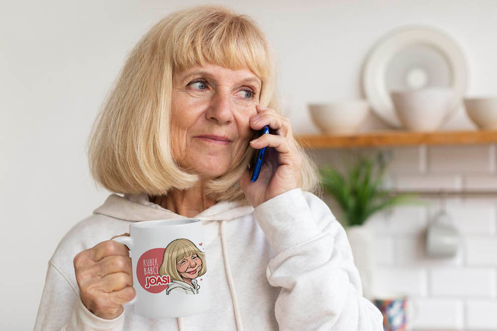 Kubek personalizowany Karykatura Prezent na Dzień Babci Biały 330 ml