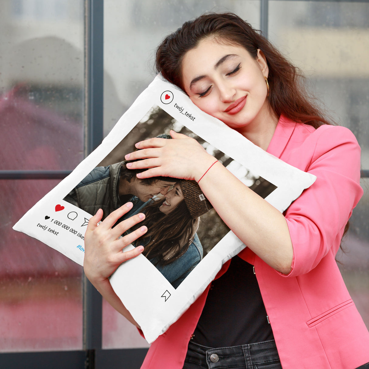 Prezent na walentynki - poduszka INSTAGRAM