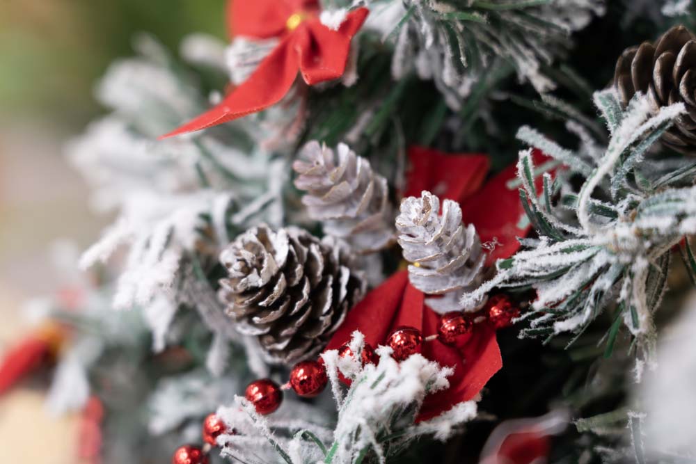 Szyszki Oszronione dekoracyjne Ozdoba świąteczna 8szt.