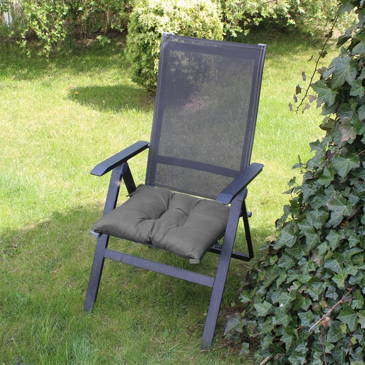 Pikowana poduszka ogrodowa na krzesło z wiązaniem 1szt.