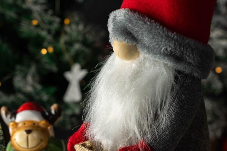 Gnom świąteczny z workiem CZERWONA CZAPKA