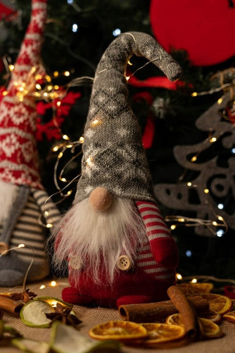 Świąteczny skrzat z brodą Czerwony 42cm