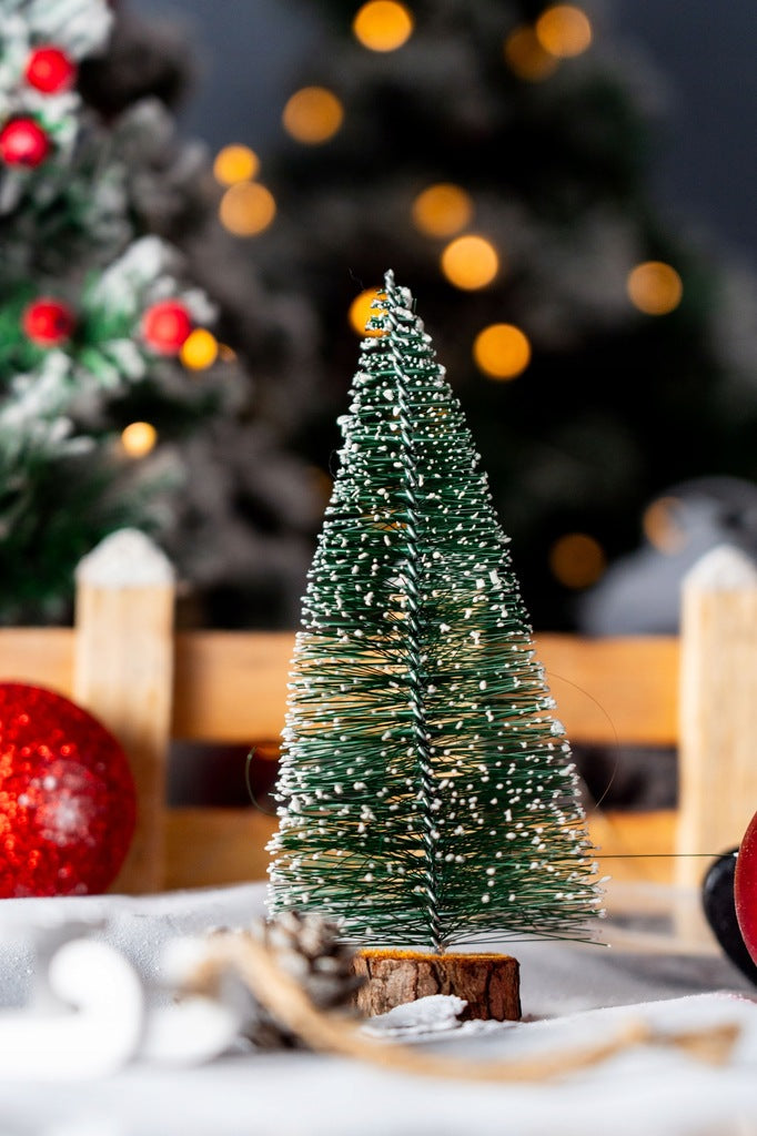 Dekoracyjna CHOINKA z efektem śniegu OŚNIEŻONA 15cm