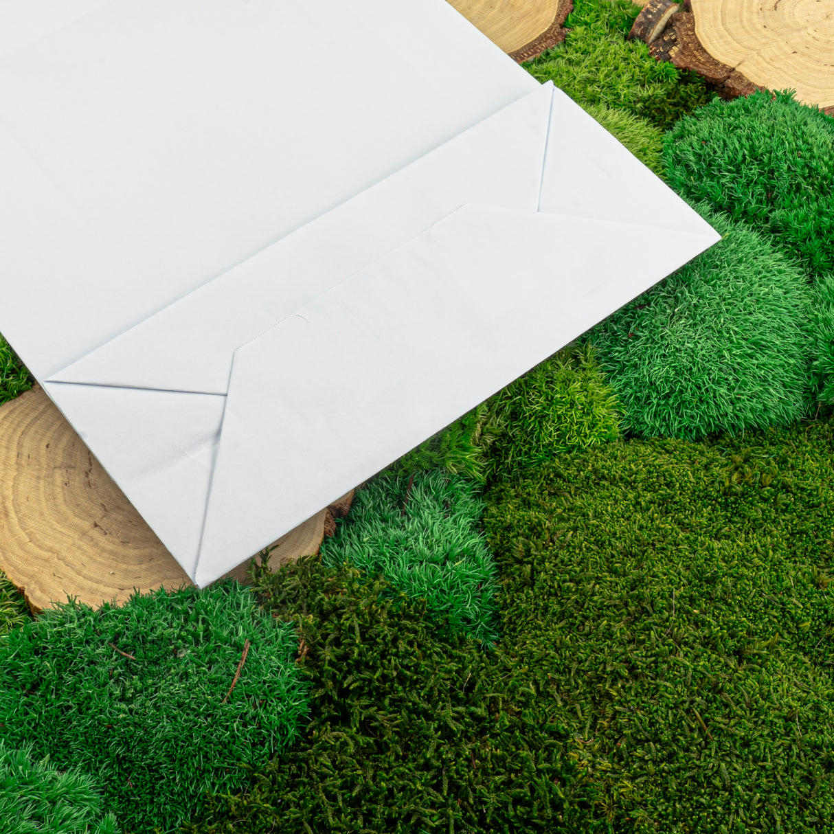 Torba papierowa z uchwytem skręcanym 240x100x320mm Biała