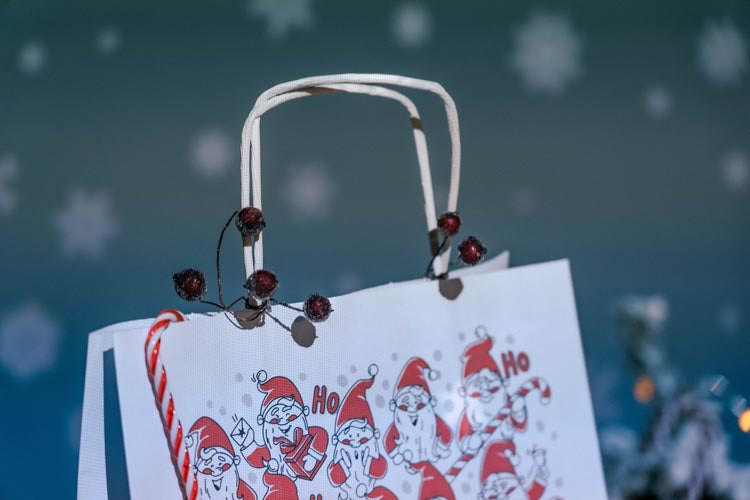 Torba papierowa świąteczna 240x100x320mm Mikołaje