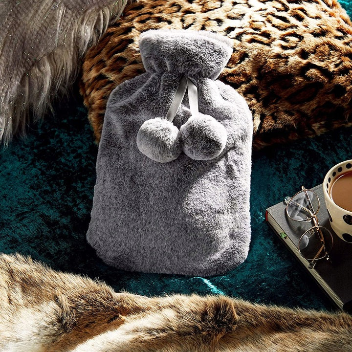 Termofor gumowy 2 l w pluszowym sweterku