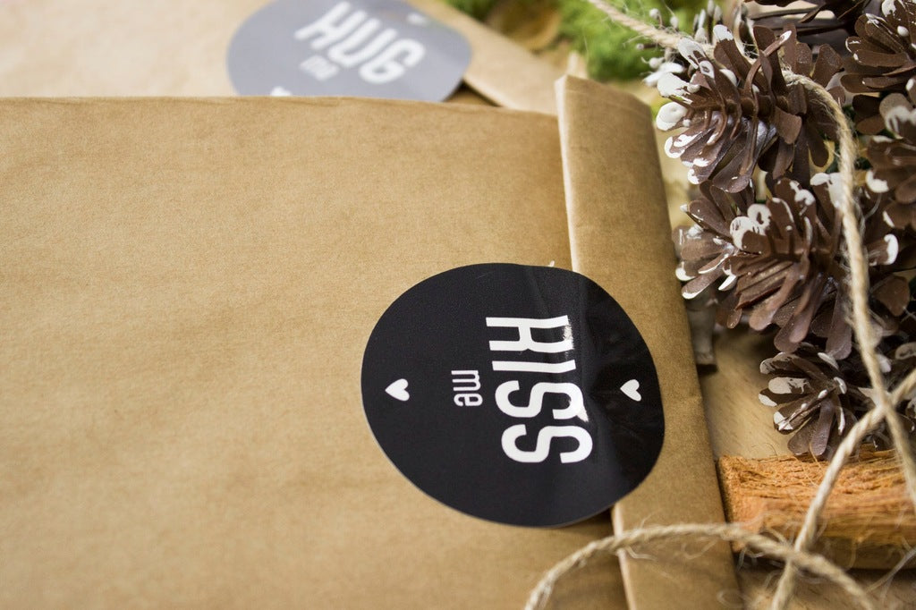 Naklejki KISS ME ozdobne 10szt.