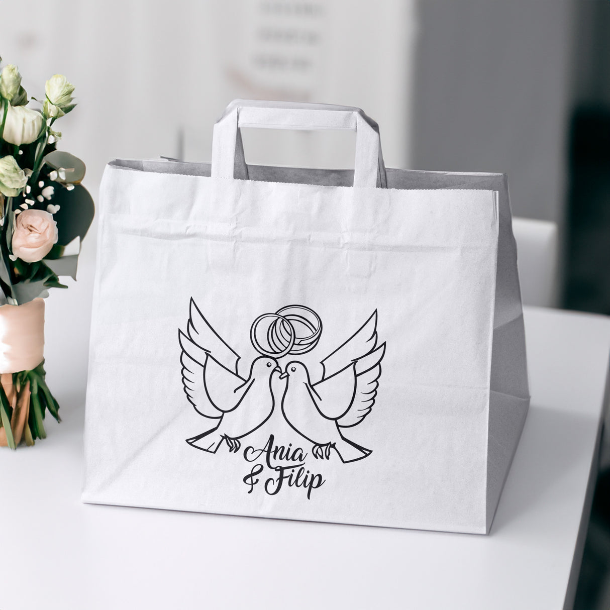 Torebki weselne 320x220x245mm Białe Gołębie IMIONA 50szt.