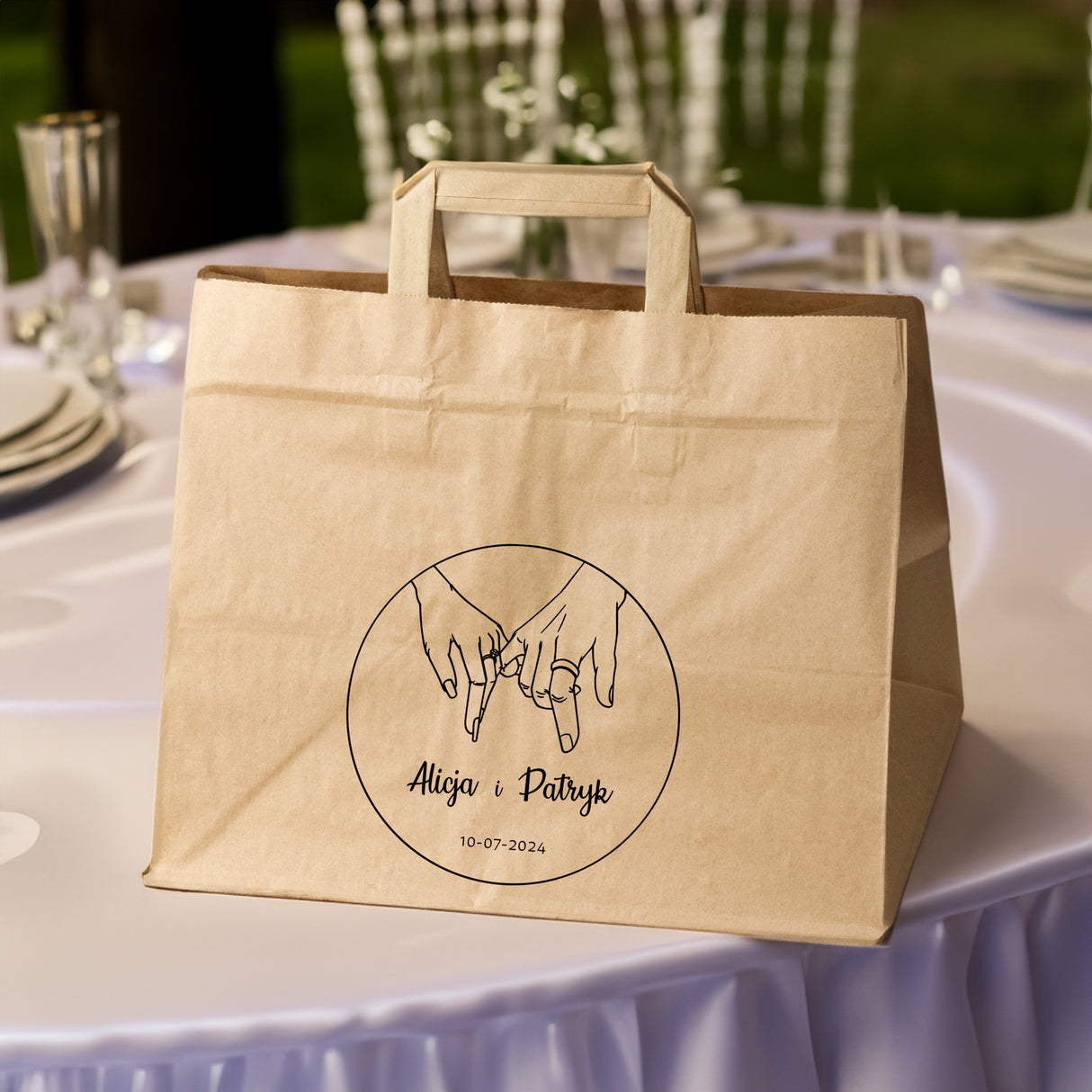 Torebki weselne 320x220x245mm Brązowe Dłonie pary młodej IMIONA+DATA 50szt.