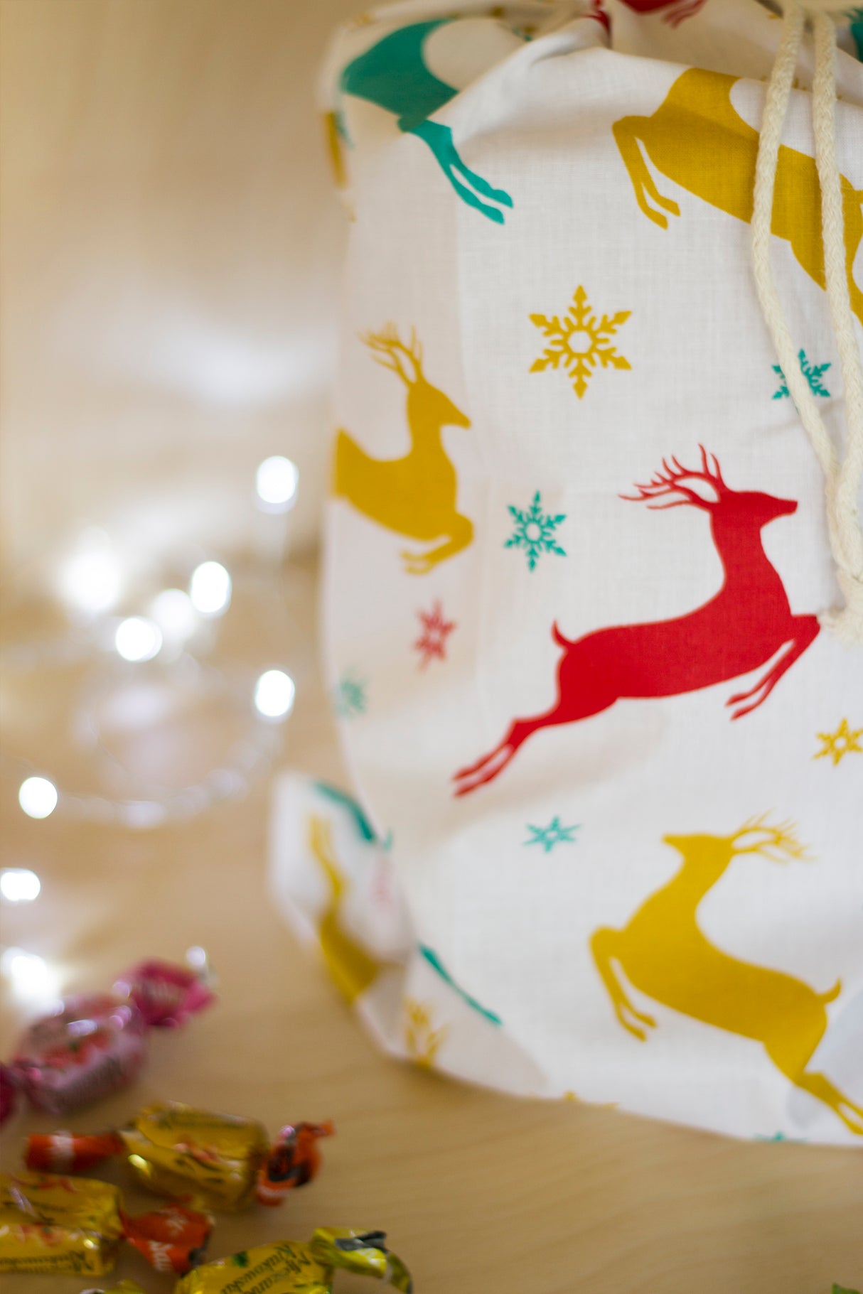 Woreczek bawełniany 30x45 cm Kolorowe Renifery