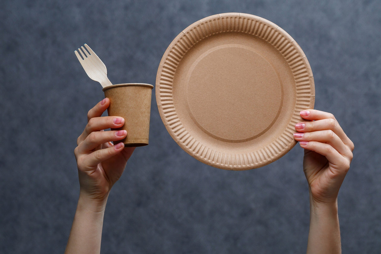 Zestaw naczyń jednorazowych dla 50 osób NA GRILLA