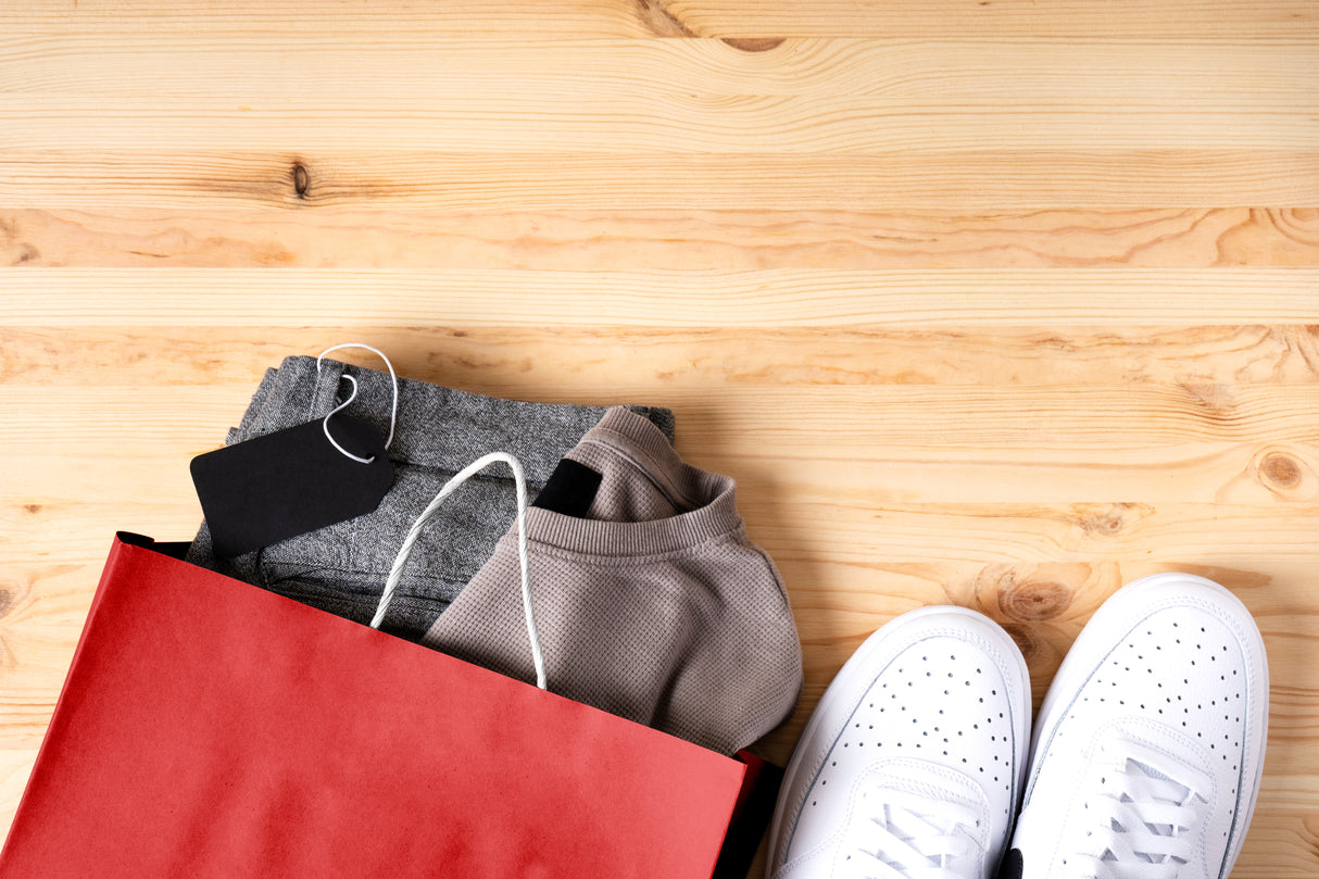 Torba papierowa 350x150x400mm z uchwytem skręcanym Czerwona Premium