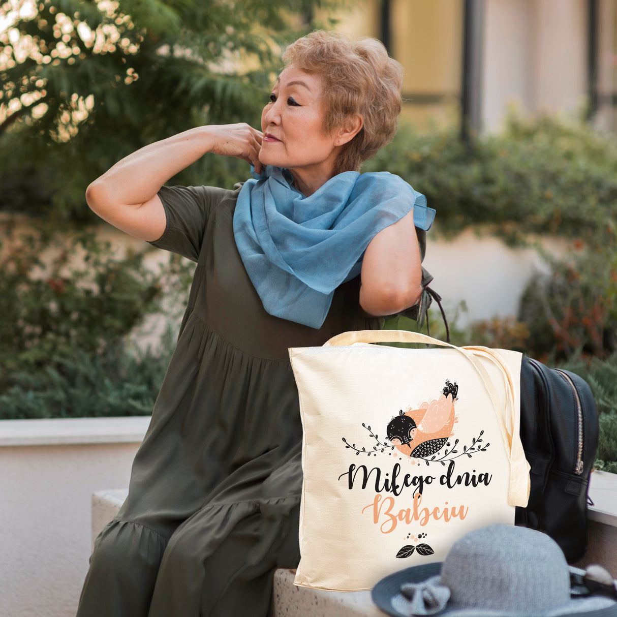 Zestaw Fartuch,Kubek,Poduszka Miłego Dnia Babciu Prezent na Dzień Babci