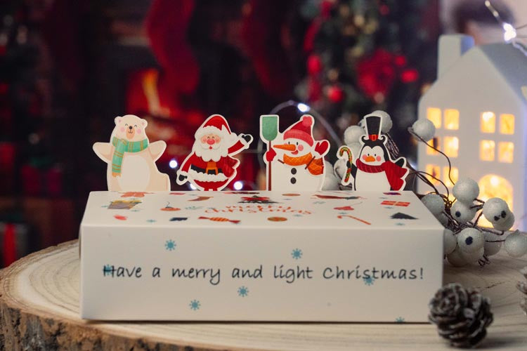 Pudełka świąteczne Mikołaj Bałwan Miś Pingwin 10szt.