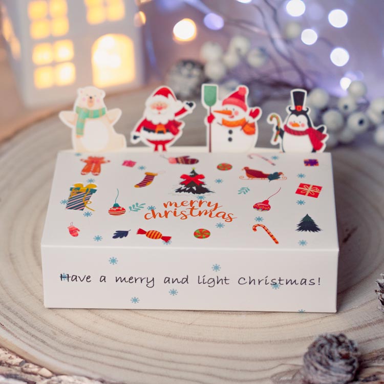 Pudełka świąteczne Mikołaj Bałwan Miś Pingwin 10szt.