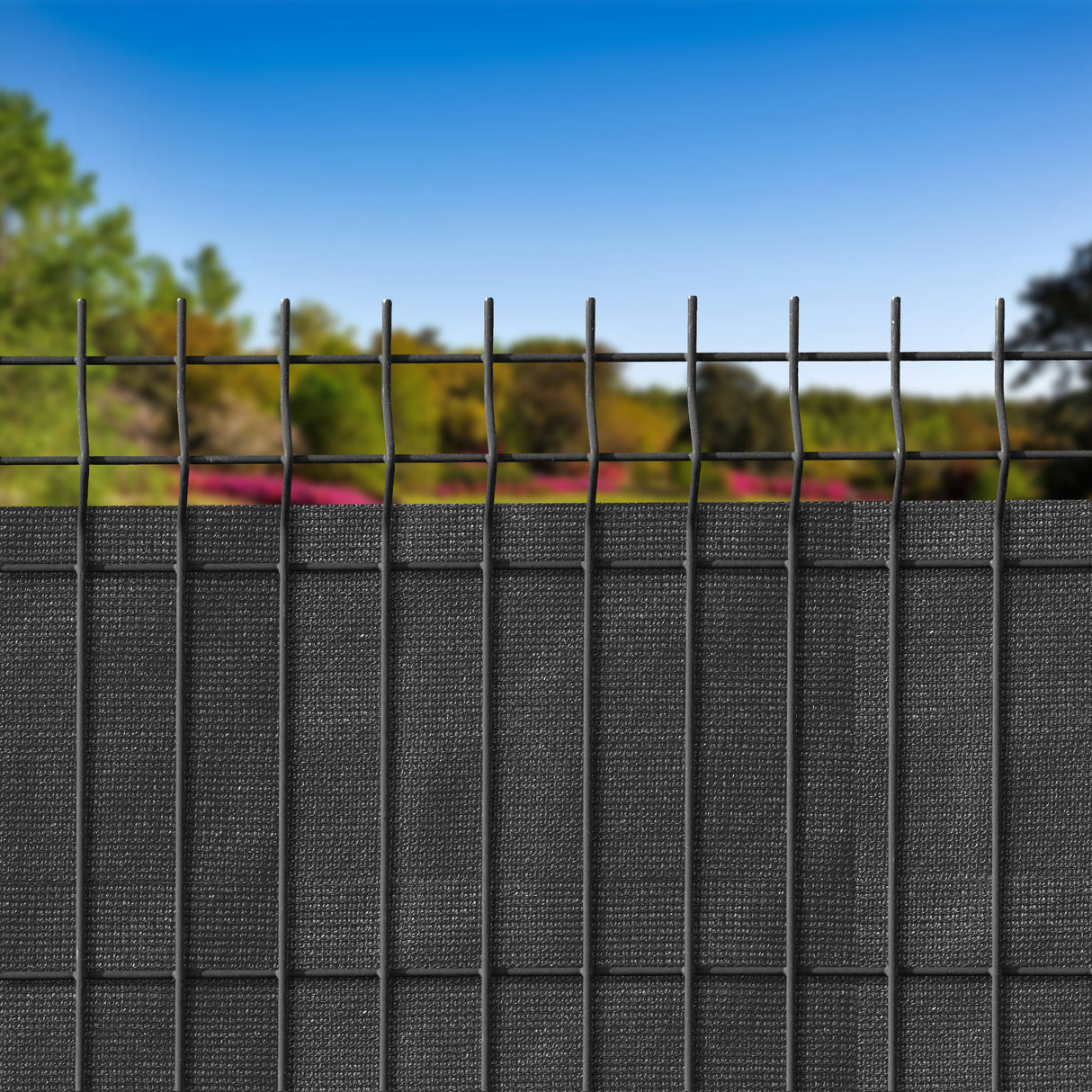 Szara siatka maskująca na ogrodzenie 50 m UV 140 g
