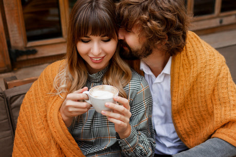 Jak wybrać idealne szklanki do kawy – poradnik dla miłośników espresso, cappuccino i latte