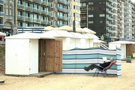 Jak wybrać idealny parawan na plażę na lato? Sprawdź