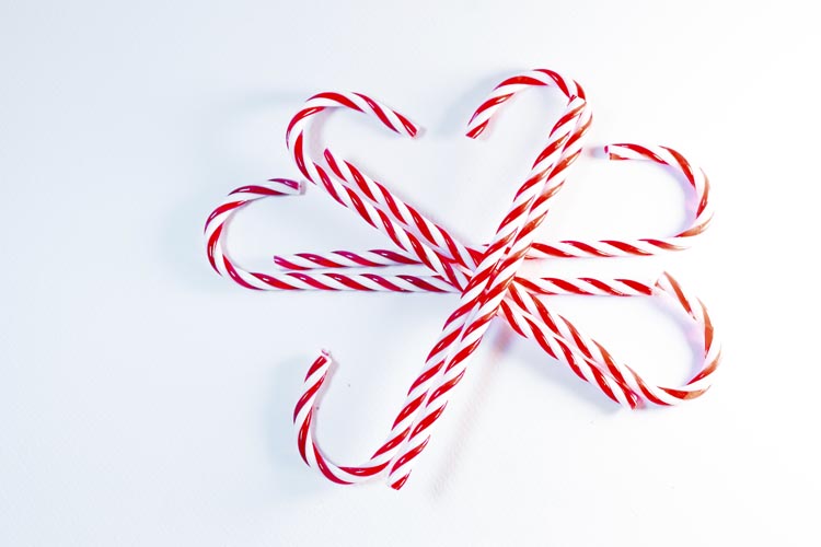 Świąteczne laski na choinkę Czerwono-białe 6 szt.