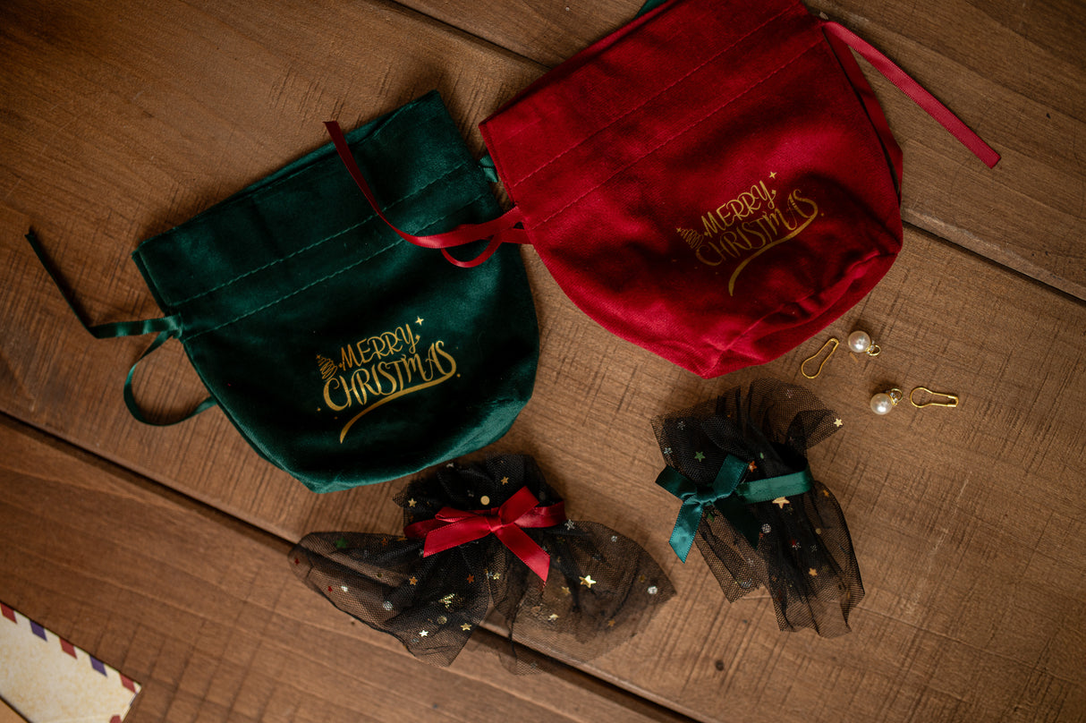 Świąteczne welurowe woreczki Merry Christmas