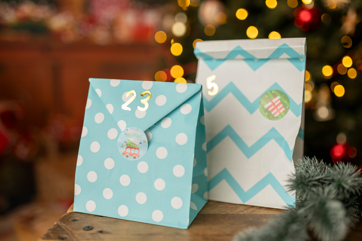 Papierowy kalendarz adwentowy 130x80x240mm Biało Niebieski