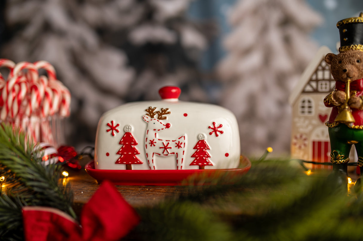 Ceramiczna maselniczka świąteczna z reniferem