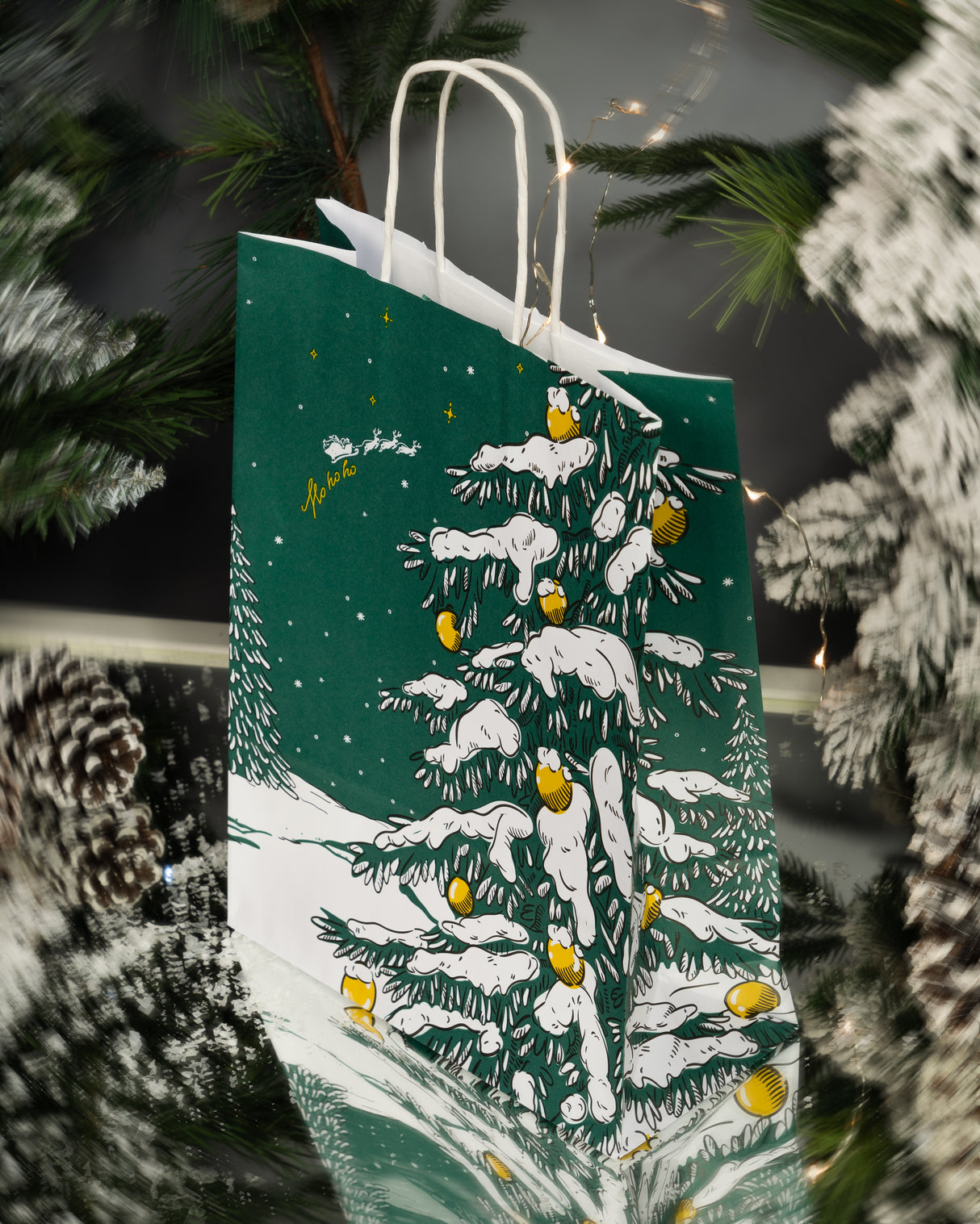 Torba papierowa świąteczna 24x10x32cm Zielona Choinka