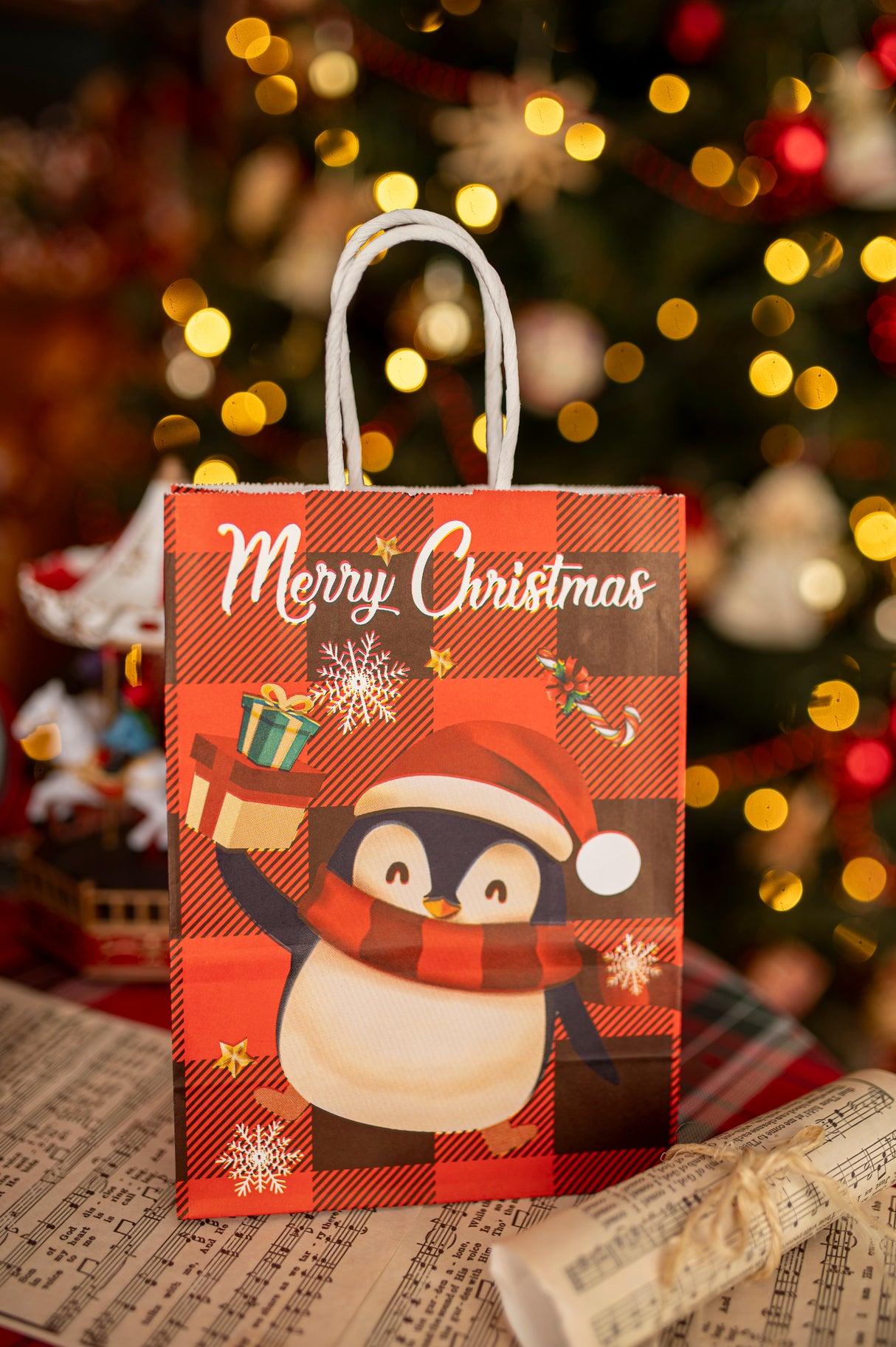 Torba papierowa świąteczna 150x80x210mm Merry Christmas Kratka 6szt.